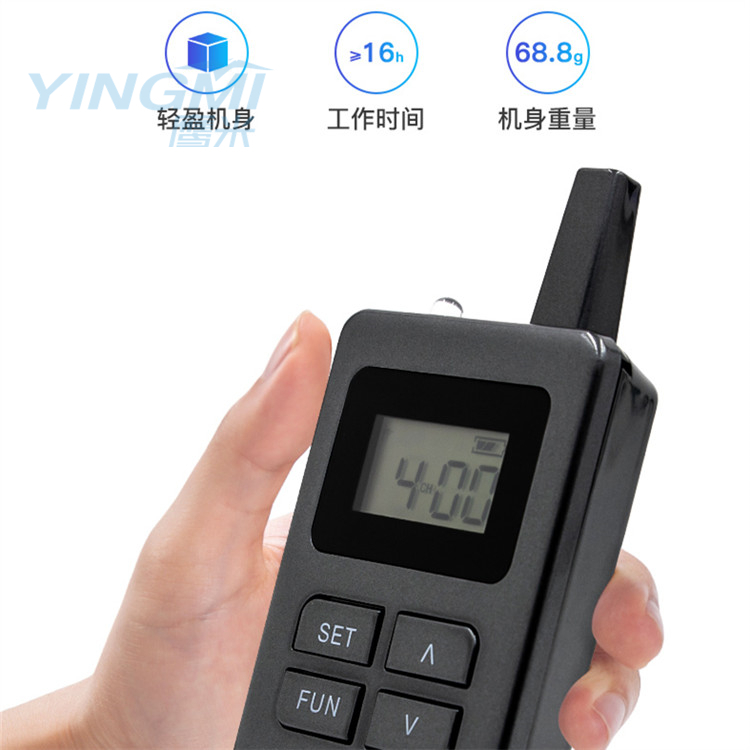 近幾年，各個地區大大小小的開辦展覽活動實在是不少，如商品展覽會、宣傳展覽會、貿易展覽會或者微型展覽會等； 可總是出現如下問題：1.游客游覽時匆匆而過，看的是自己理解到的意思和意義，無人解說只能在展會開辦時走一圈兒就算了。2.每件展物只有幾行少之又少的簡介，讓人難以汲取到展品的文化。3.看展覽變成了人人需要自力更生的事情，手機百度查、聽旁邊熟知的人說說，無法給游客清晰明了的進行講解，這是一種不負責的現象。 以上的問題是大眾所反饋，那么這些問題的根本原因所在就是因為缺少了講解器。