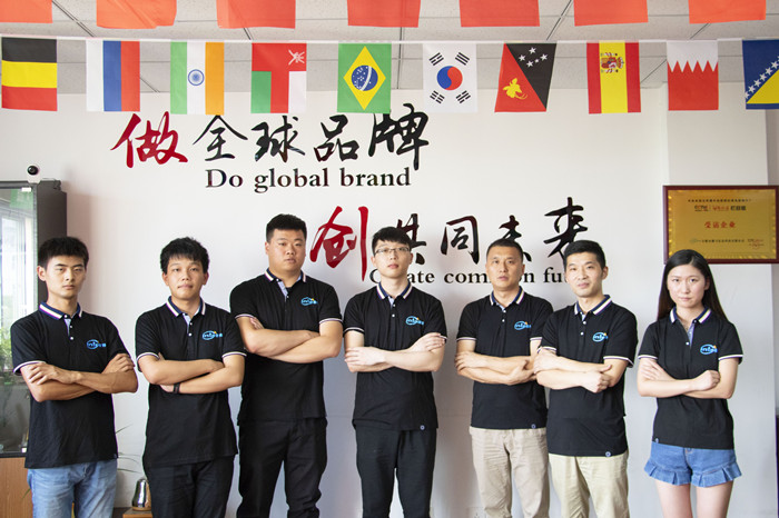 鷹米講解器研發團隊